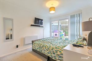 Photo 7- click for photo gallery